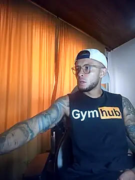 sebastian_horny webcam
