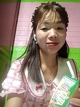 AmyLinee01 webcam