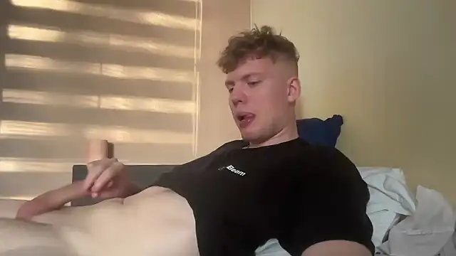 sexybooii6968 webcam
