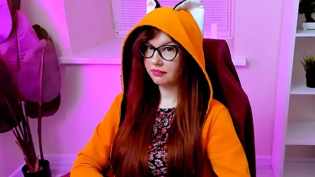 CarolGiggly webcam
