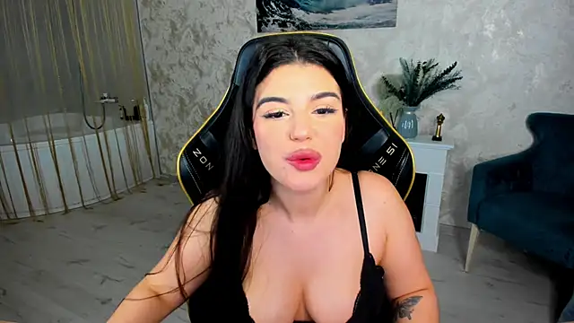 AlluringAriel profile