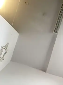 LoveNBloom webcam