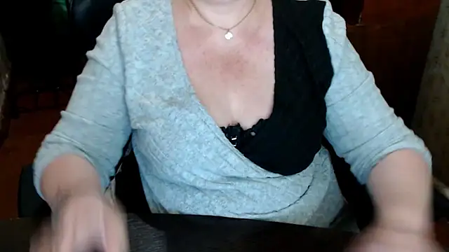 AlisaHot55 webcam
