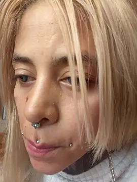 sofigirlgold webcam