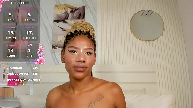 Afro_Luna webcam
