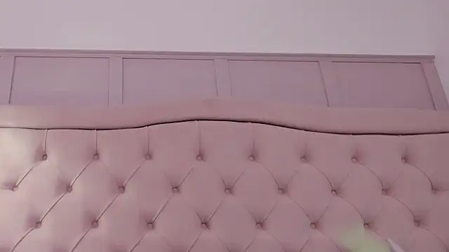 miia_blumm webcam