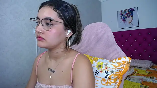 kathe-mills235 webcam