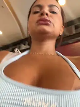 Irina_Velvett webcam