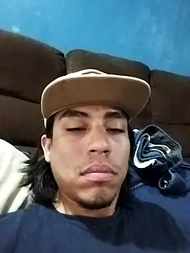 AlexAlejandro13 webcam