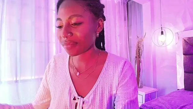 Queen_perla_ webcam