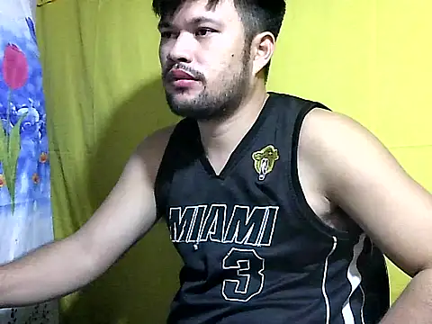 HairyHottestpinoyHandsome webcam