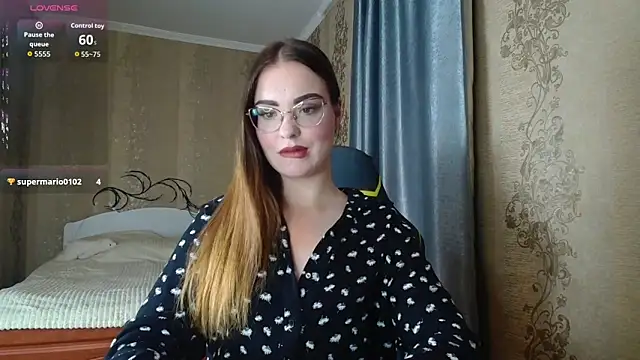 Leila_Kissyu webcam