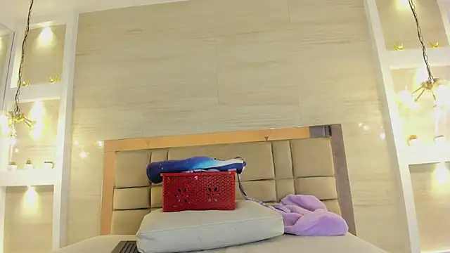 chloe_murray webcam