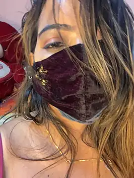 Wildbitchfuckk webcam