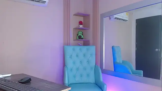 _cloe_21 webcam