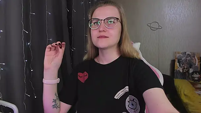 MissBrightShine webcam