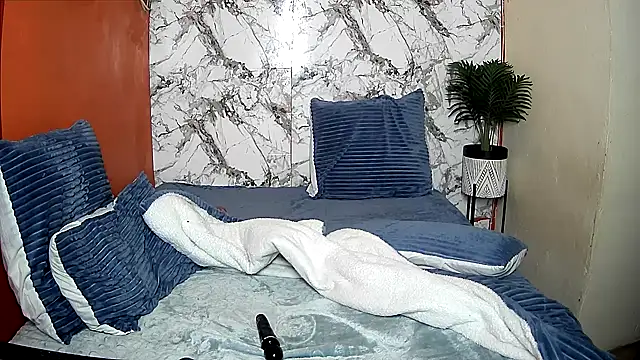 SexyCurves9 webcam