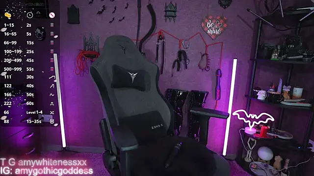 amywhitenessxx webcam