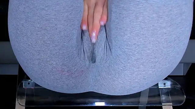 Cameltoe_squirt_inPants webcam