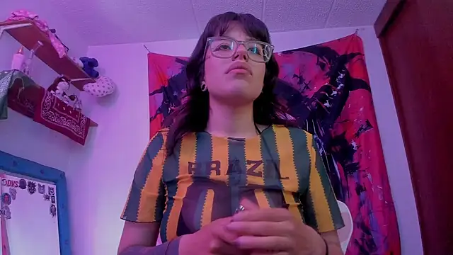 Lucyfx666 webcam