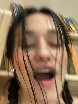 Mia_Mia_M webcam