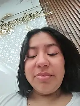 ZariahJeanes webcam