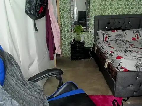 Kofi_exotic_2 webcam
