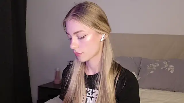 GabriellaOlsen webcam