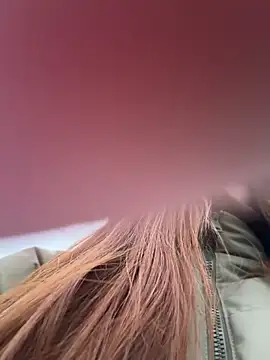Amelie_Crosby webcam