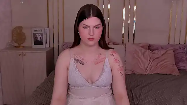 IvySimmons webcam