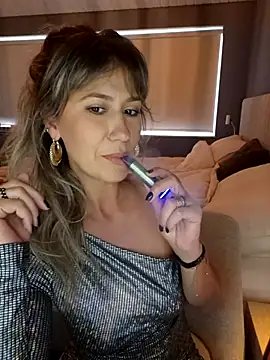 celynaross (Ask my age) - Ocean Squirt