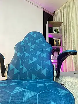 jenifer_lux (F young) - CONTROL MY TOY FOR 3 MINUTES😋🤑