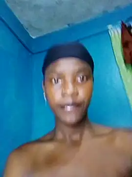 Petite-divaa webcam