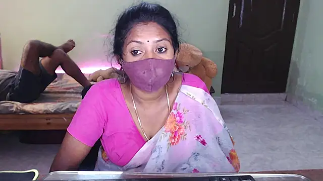 HotGulabi webcam