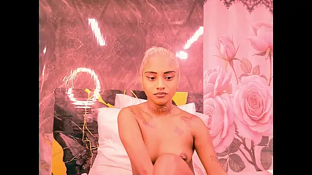 indian_barbie webcam
