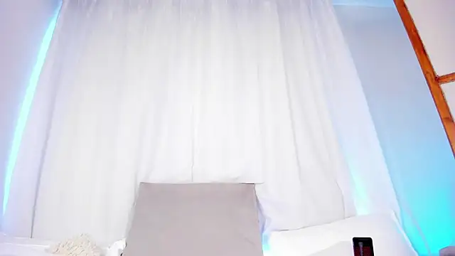MissLinda webcam