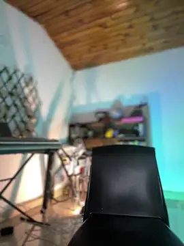 NikkiNix webcam