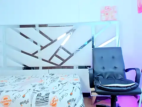 OnlySofiaX webcam