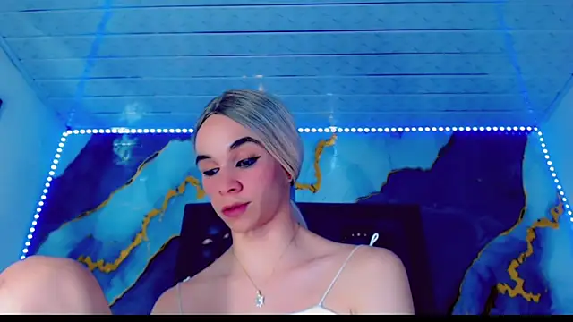 Karla_hot777 webcam