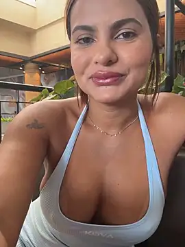 Irina_Velvett webcam