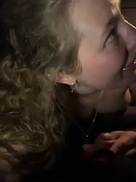 AsynaYuuki webcam
