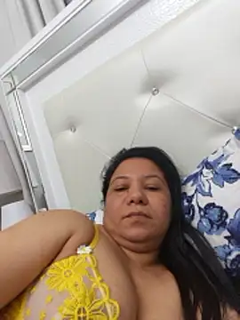 caro321cc webcam