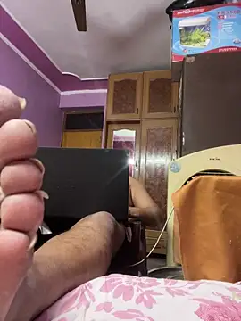Dick_6inches_Delhi live cam