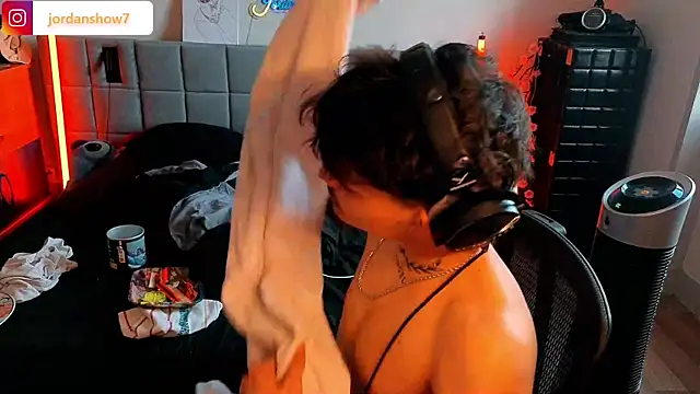 JordanShow webcam