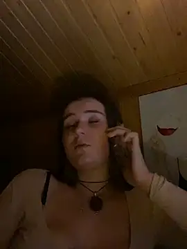 mewKate webcam