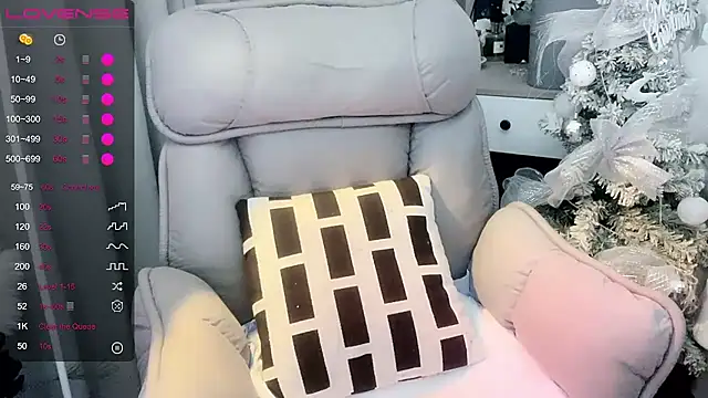 Monica-666888- webcam