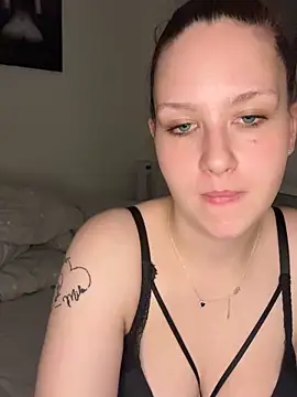 CuteBeaX webcam