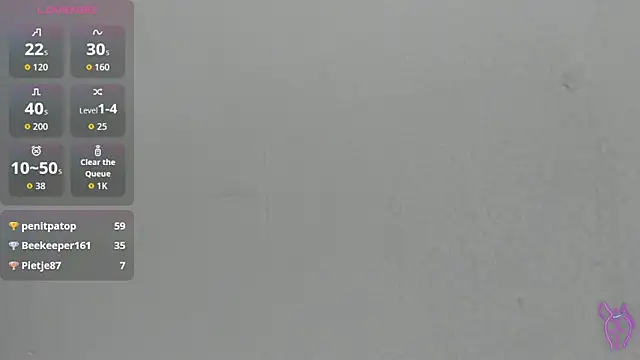 Amina_18 webcam