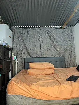Soe_Lara webcam