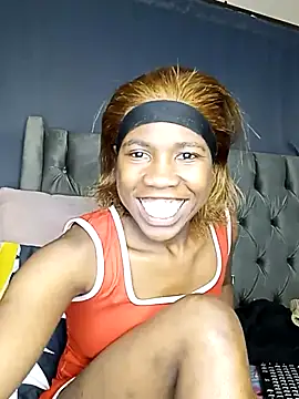 Cybil_Hearts webcam